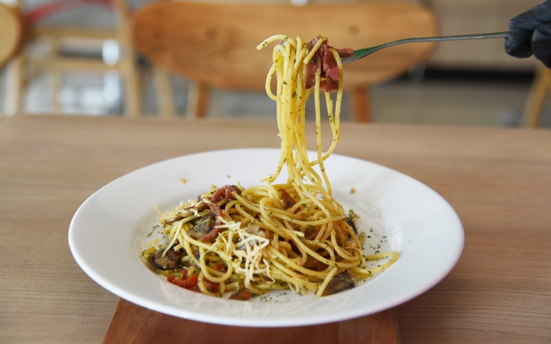 Spaghetti Aglio, Olio e Peperoncino / Spaghetti Aglio, Olio e Peperoncino
